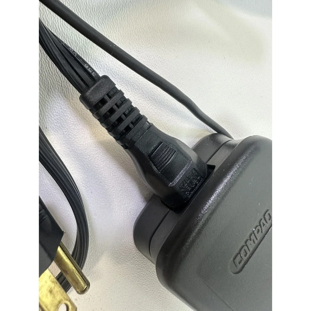 COMPAQ COMPUTER CORPORATION SERIES 2862 AC ADAPTER 217984-001